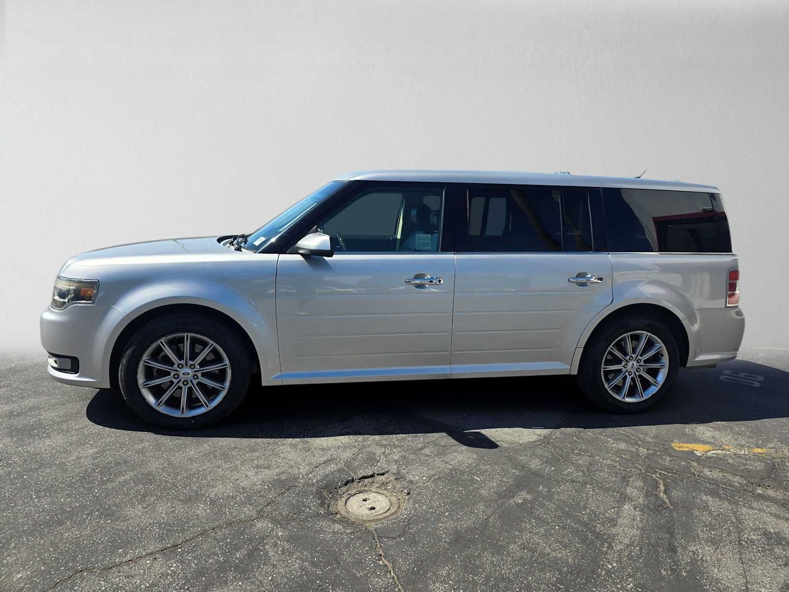 Used 2013 Ford Flex Limited AWD/4WD image 6