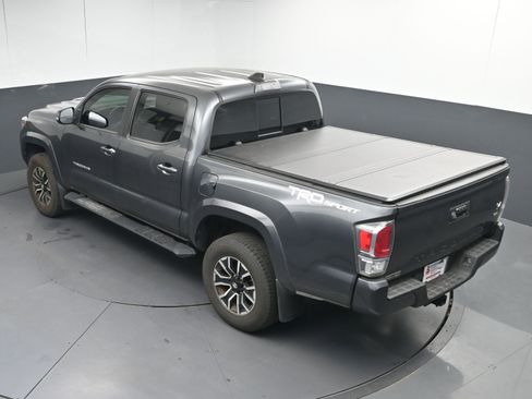 Used 2020 Toyota Tacoma TRD Sport image 36