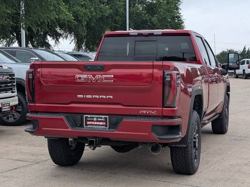 New 2026 GMC Sierra 2500 AT4 w/ AT4 Premium Plus Package AWD/4WD image 4