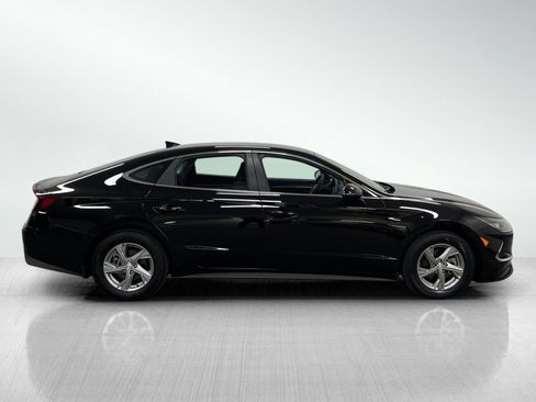 Used 2023 Hyundai Sonata SE image 4