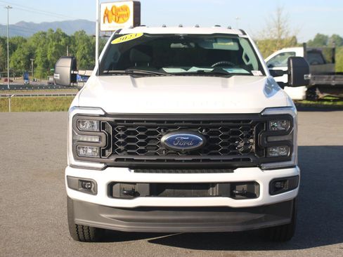 Used 2023 Ford F350 XL w/ STX Appearance Package AWD/4WD image 2