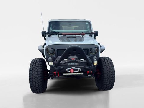 Used 2015 Jeep Wrangler Unlimited Sahara w/ Dual Top Group AWD/4WD image 8