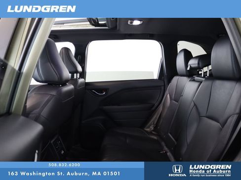 Used 2025 Subaru Forester Limited AWD/4WD image 14