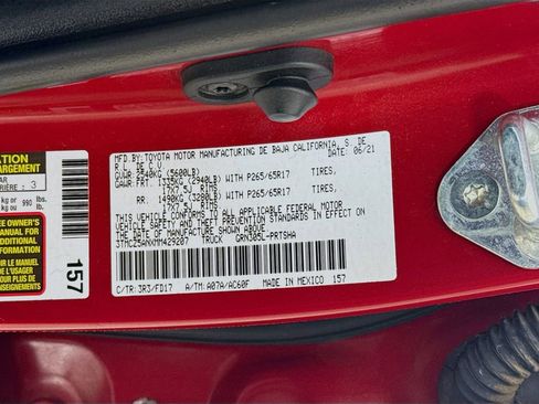 Certified 2021 Toyota Tacoma TRD Sport image 29