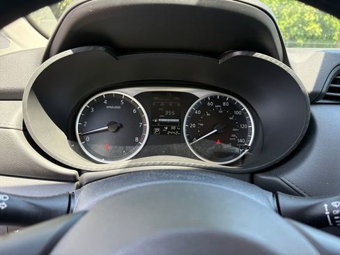 Used 2025 Nissan Versa S w/ S Plus Package FWD image 16