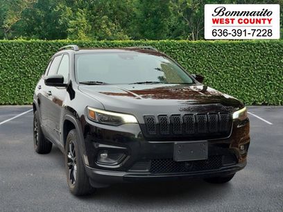 Used 2023 Jeep Cherokee Altitude Lux