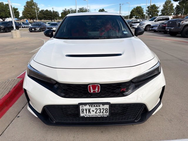Used 2024 Honda Civic Type R image 2