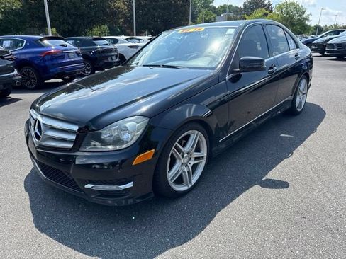 Used 2012 Mercedes-Benz C 300 4MATIC Sedan image 3