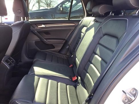 Used 2018 Volkswagen Golf R DCC & Navigation 4Motion image 16