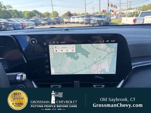 New 2026 Chevrolet Equinox LT w/ LPO, Floor Liner Package FWD image 2