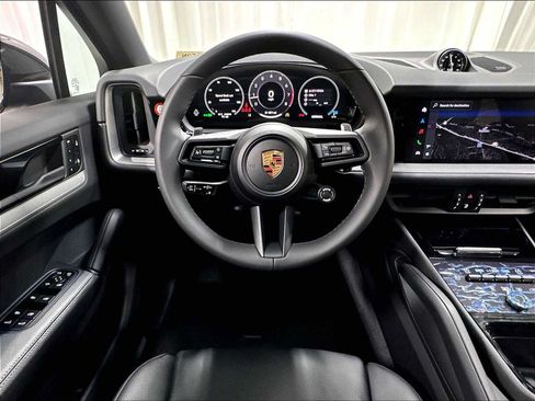 New 2026 Porsche Cayenne Coupe AWD/4WD image 13