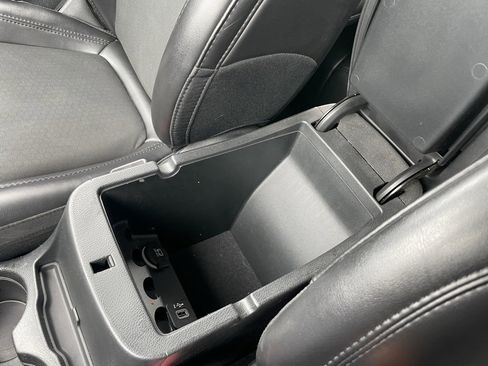 Used 2019 Jeep Cherokee Latitude Plus image 46