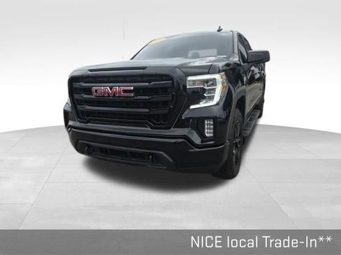 Used 2022 GMC Sierra 1500 Elevation w/ X31 Off-Road Package AWD/4WD image 9