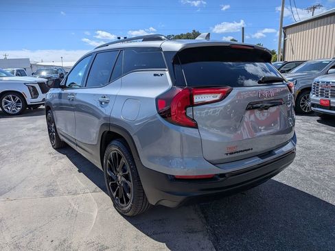 Certified 2024 GMC Terrain SLT w/ Elevation Edition FWD image 2