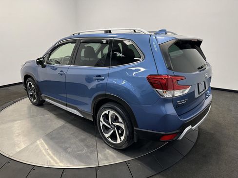 Used 2023 Subaru Forester Touring AWD/4WD image 5
