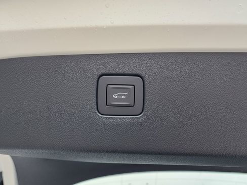 New 2026 Buick Envista Sport Touring w/ Convenience I Package FWD image 44