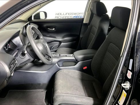 Used 2025 Honda HR-V LX image 20