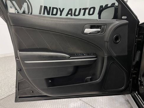 Used 2019 Dodge Charger R/T RWD image 13