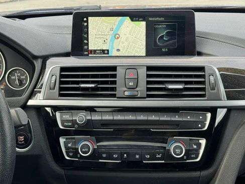 Used 2018 BMW 330i xDrive 330i xDrive Sedan 4D image 15