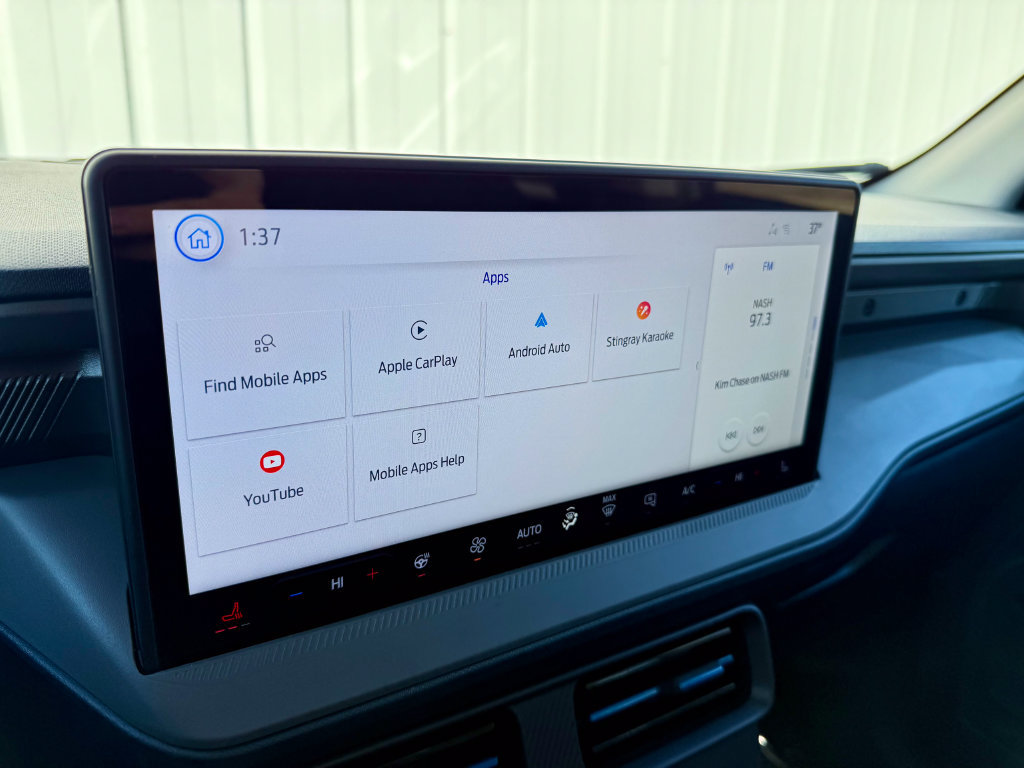 New 2026 Ford Maverick Lobo AWD/4WD image 29