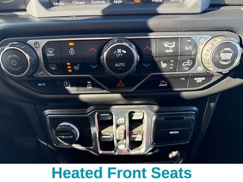 Used 2021 Jeep Wrangler Unlimited Sahara image 22