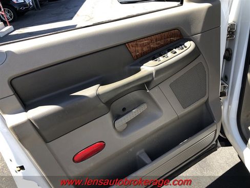 Used 2006 Dodge Ram 2500 Truck SLT w/ Light Group RWD image 6