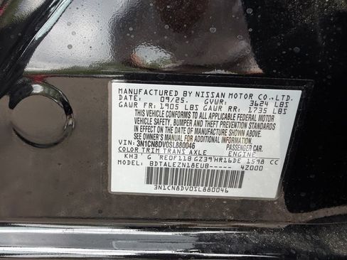 Used 2025 Nissan Versa S w/ Trunk Package FWD image 24