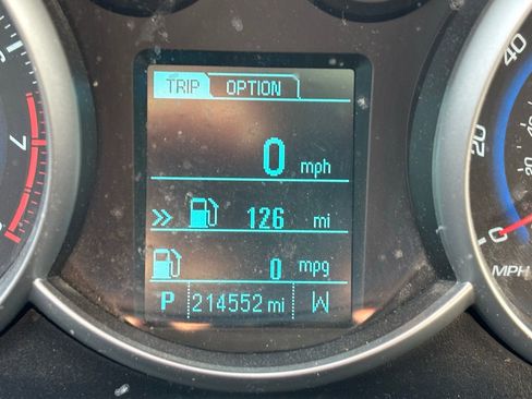 Used 2015 Chevrolet Cruze LT image 11