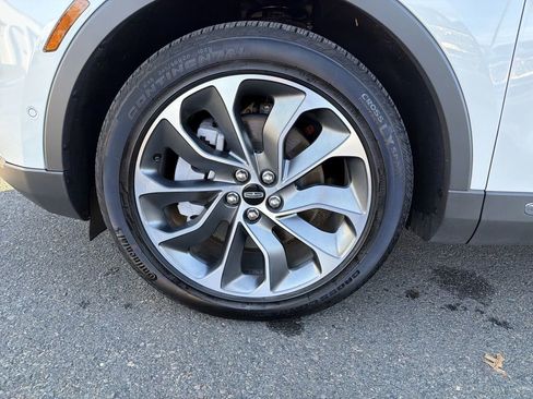 Certified 2023 Lincoln Nautilus Reserve w/ Equipment Group 201A image 30