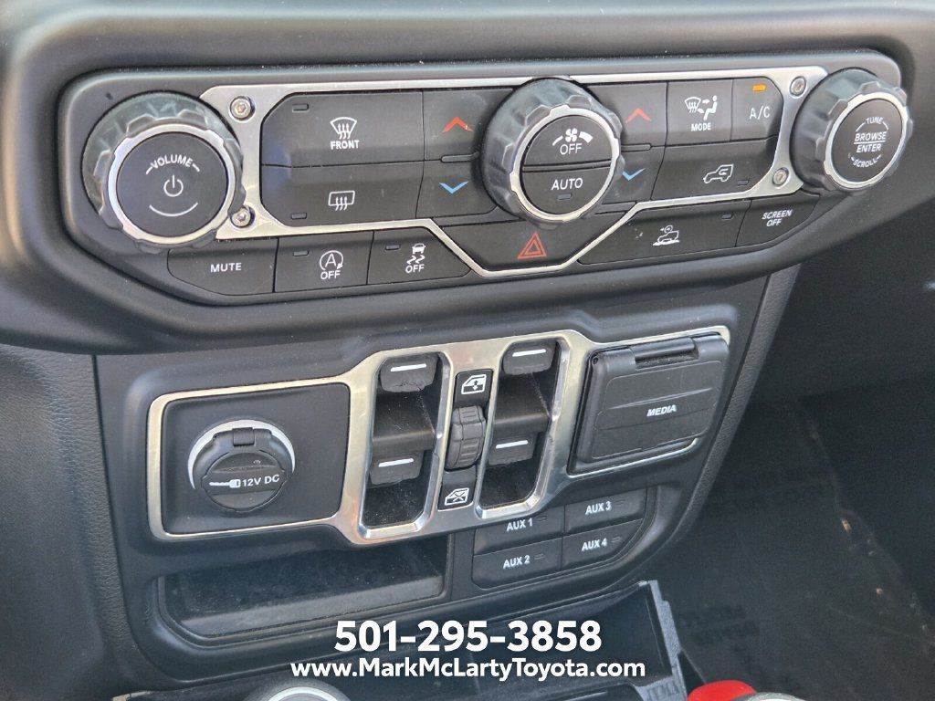 Used 2021 Jeep Gladiator Sport AWD/4WD image 19