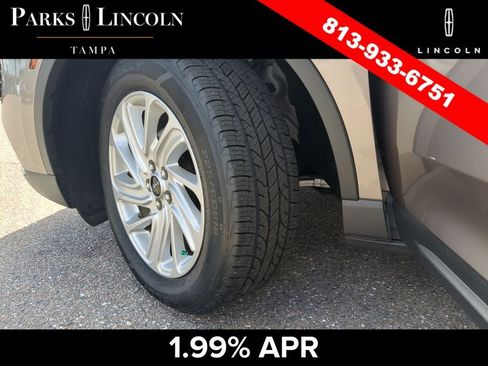 Certified 2020 Lincoln Corsair FWD w/ Rear Removable Package Tray image 33