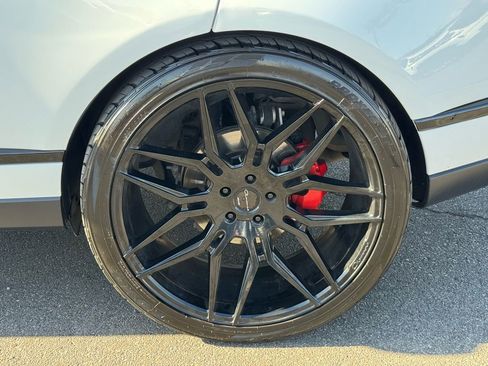 Used 2018 Land Rover Range Rover HSE image 9