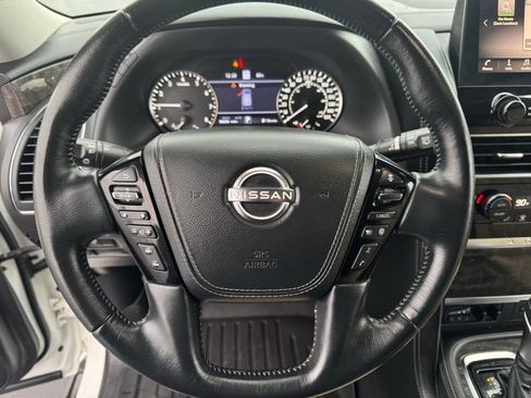 Used 2022 Nissan Armada Platinum image 16