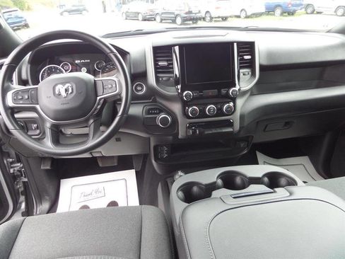 Used 2024 RAM 2500 Tradesman w/ Chrome Appearance Group image 9