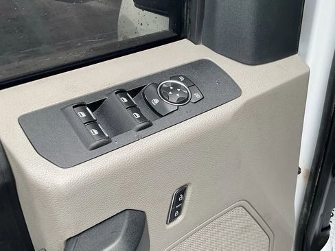 Used 2020 Ford F250 XL w/ Power Equipment Group image 23