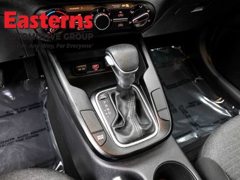 Used 2020 Kia Soul S FWD image 12