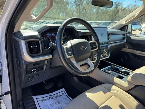 Certified 2024 Ford Expedition Max XLT image 32