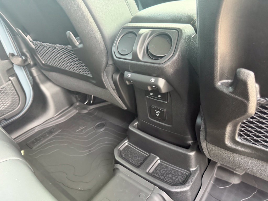 New 2026 Jeep Wrangler Unlimited Sahara AWD/4WD image 39