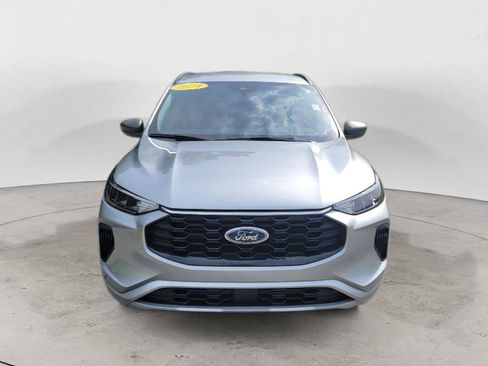 Used 2024 Ford Escape ST-Line w/ Tech Pack #1 AWD/4WD image 2
