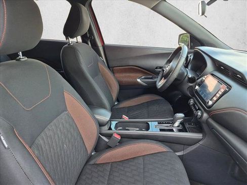 Used 2023 Nissan Kicks SR FWD image 19