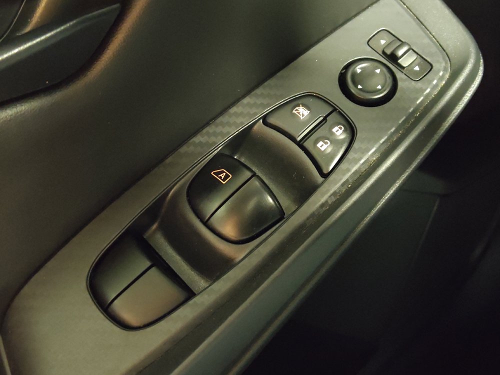 Used 2025 Nissan Sentra S FWD image 27