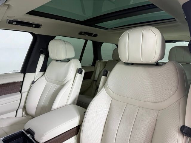 New 2026 Land Rover Range Rover SE AWD/4WD image 6