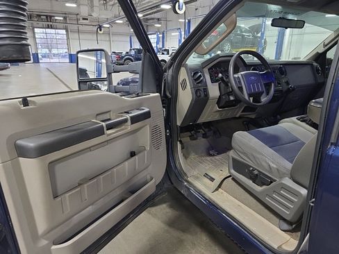 Used 2010 Ford F350 XLT image 8