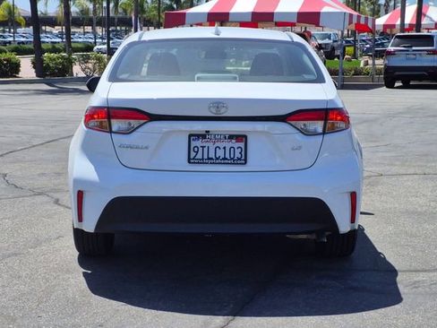 Used 2025 Toyota Corolla LE FWD image 7