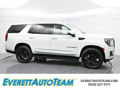Used 2023 GMC Yukon SLT w/ SLT Premium Package