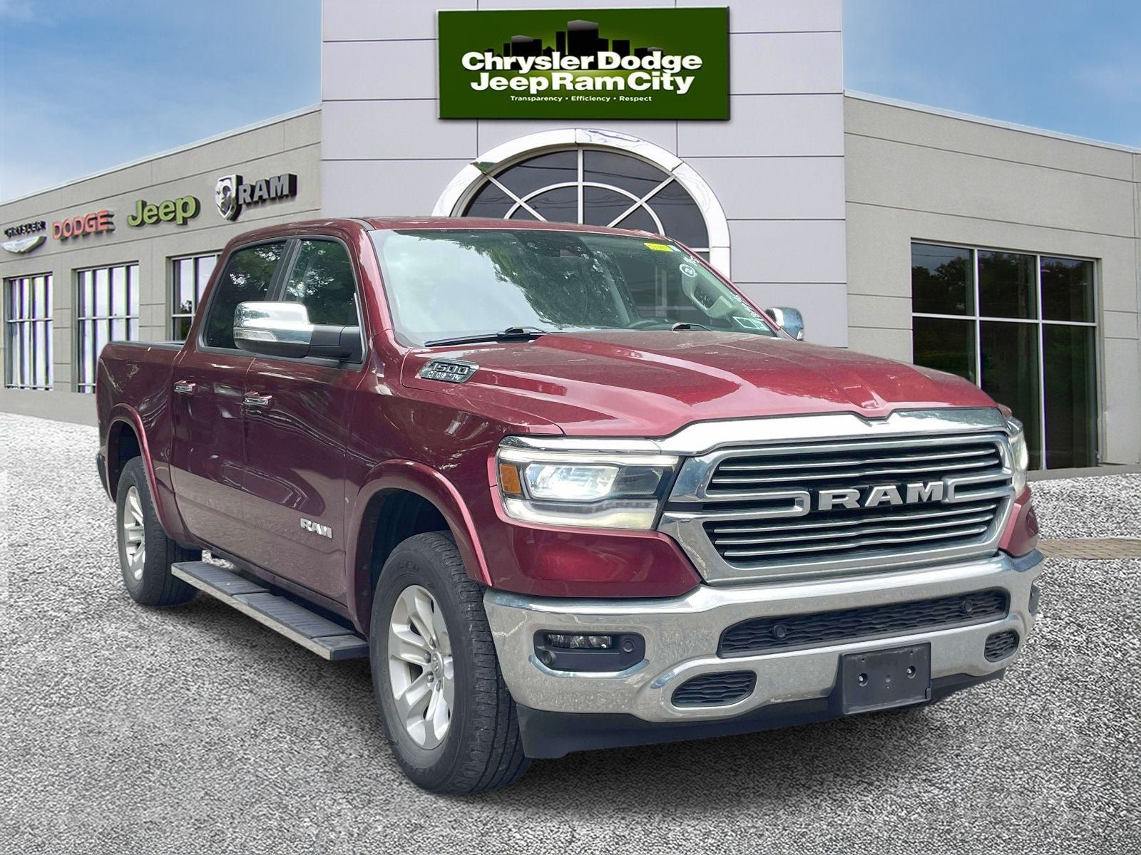 Used 2022 RAM 1500 Laramie AWD/4WD image 4