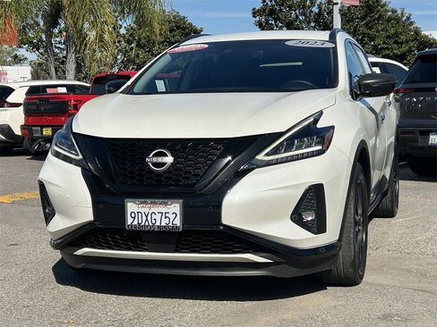Certified 2023 Nissan Murano SV w/ SV Midnight Edition Package image 6