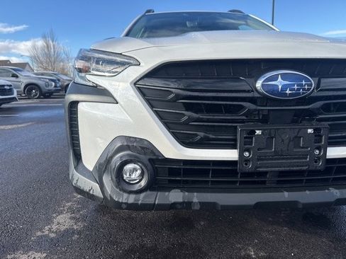 Used 2023 Subaru Outback Onyx Edition image 9