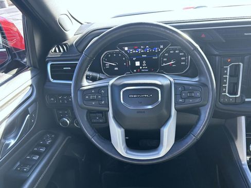 Certified 2021 GMC Yukon XL Denali w/ Denali Premium Package image 11