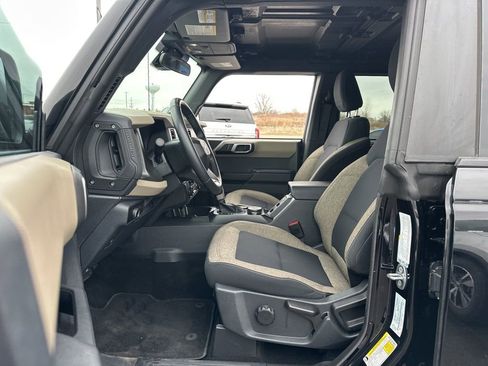 Certified 2025 Ford Bronco Big Bend image 6